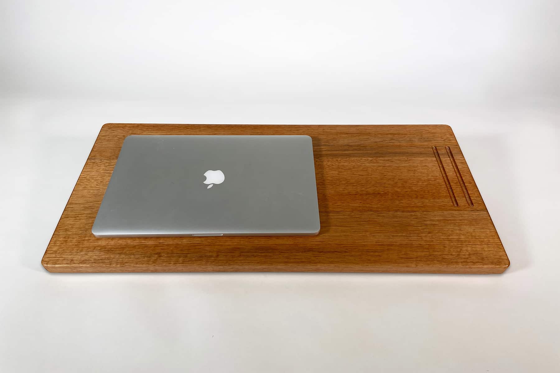 lapdesk 01